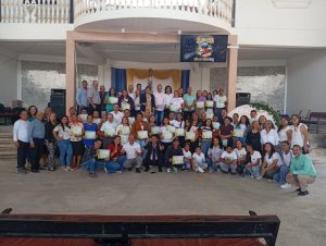 Primera promocion y cierre de proyecto de la escuela de siembra de iglesias